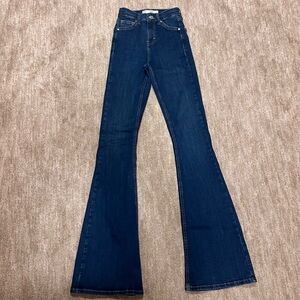 TOP SHOP MOTO DENIM SIZE 24